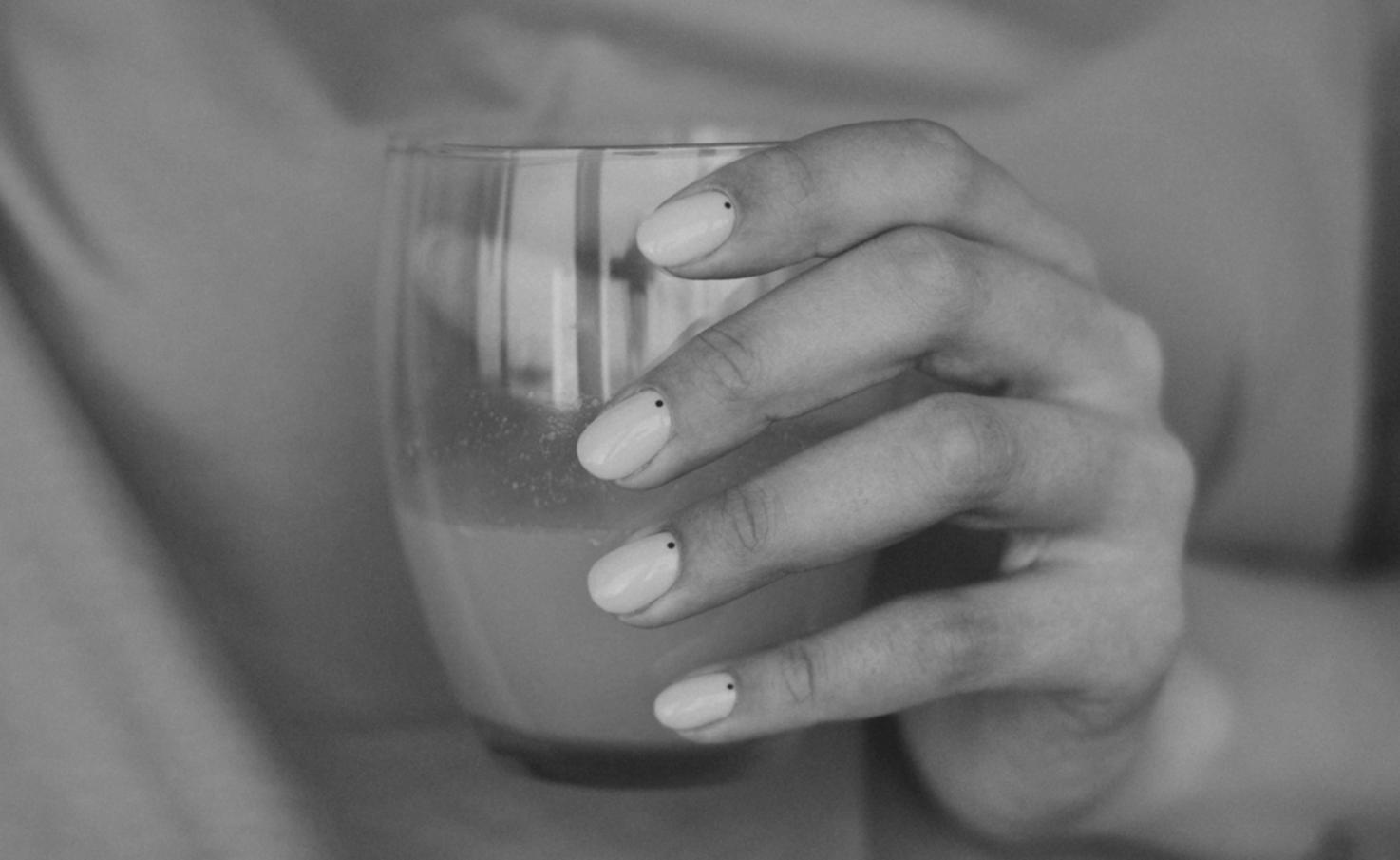 Ambiente elegante del nostro centro formazione manicure a Livorno con postazioni moderne